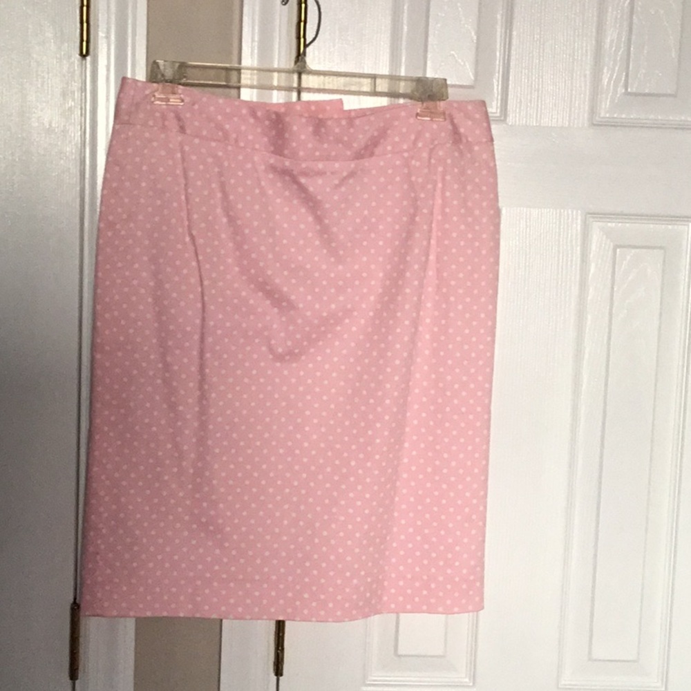 Lilly Pulitzer pink polka dot pencil skirt